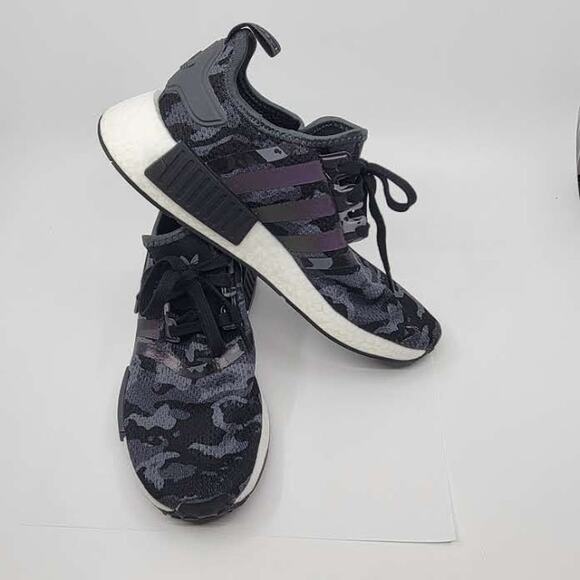 Adidas NMD_R1  Mens Athletic Running Shoes Grey Camo GV8797 Size 7 US 40 FR main image 6